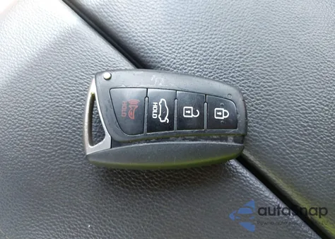 2015 Hyundai Genesis 3.8 from USA, damaged, VIN KMHGN4JE8FU075379